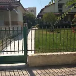 Pool House Axiothea * Νεμέα